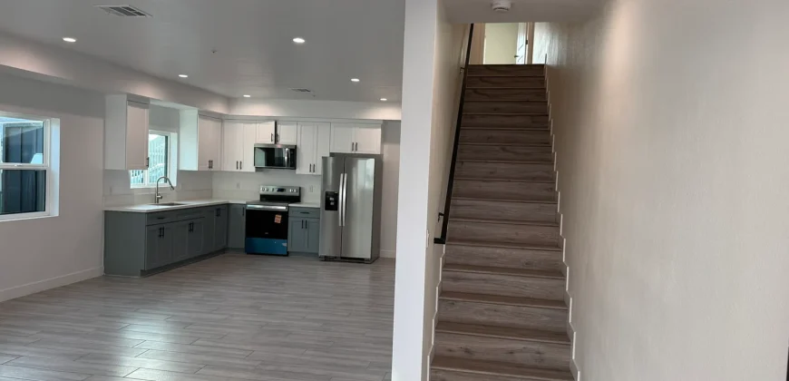 12715 S Central Ave, Los Angeles 90059